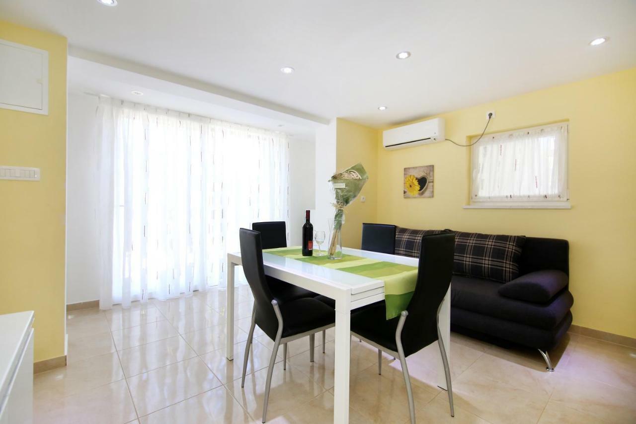 Holiday home Luxury House With Pool