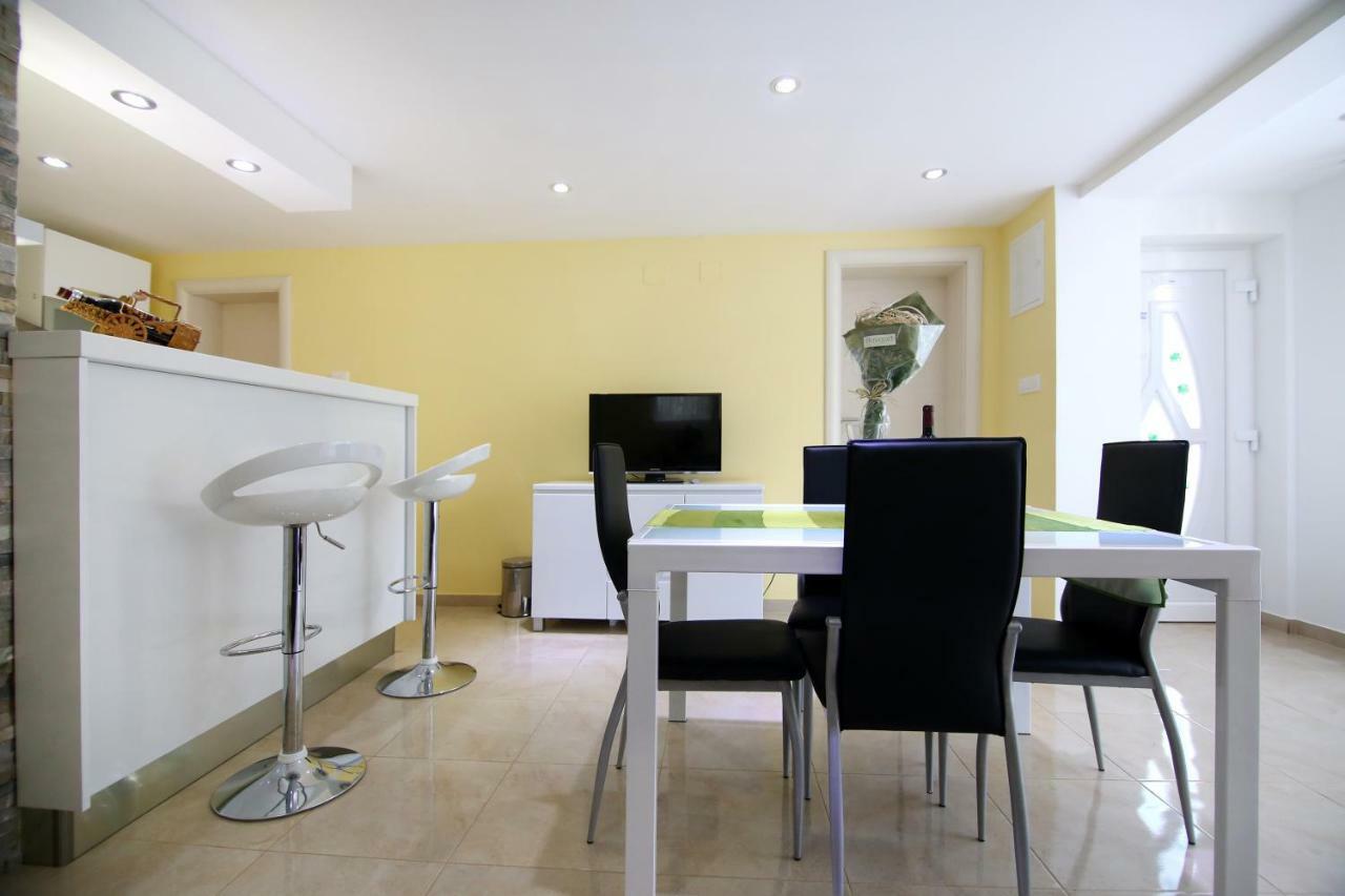 Holiday home Luxury House With Pool *