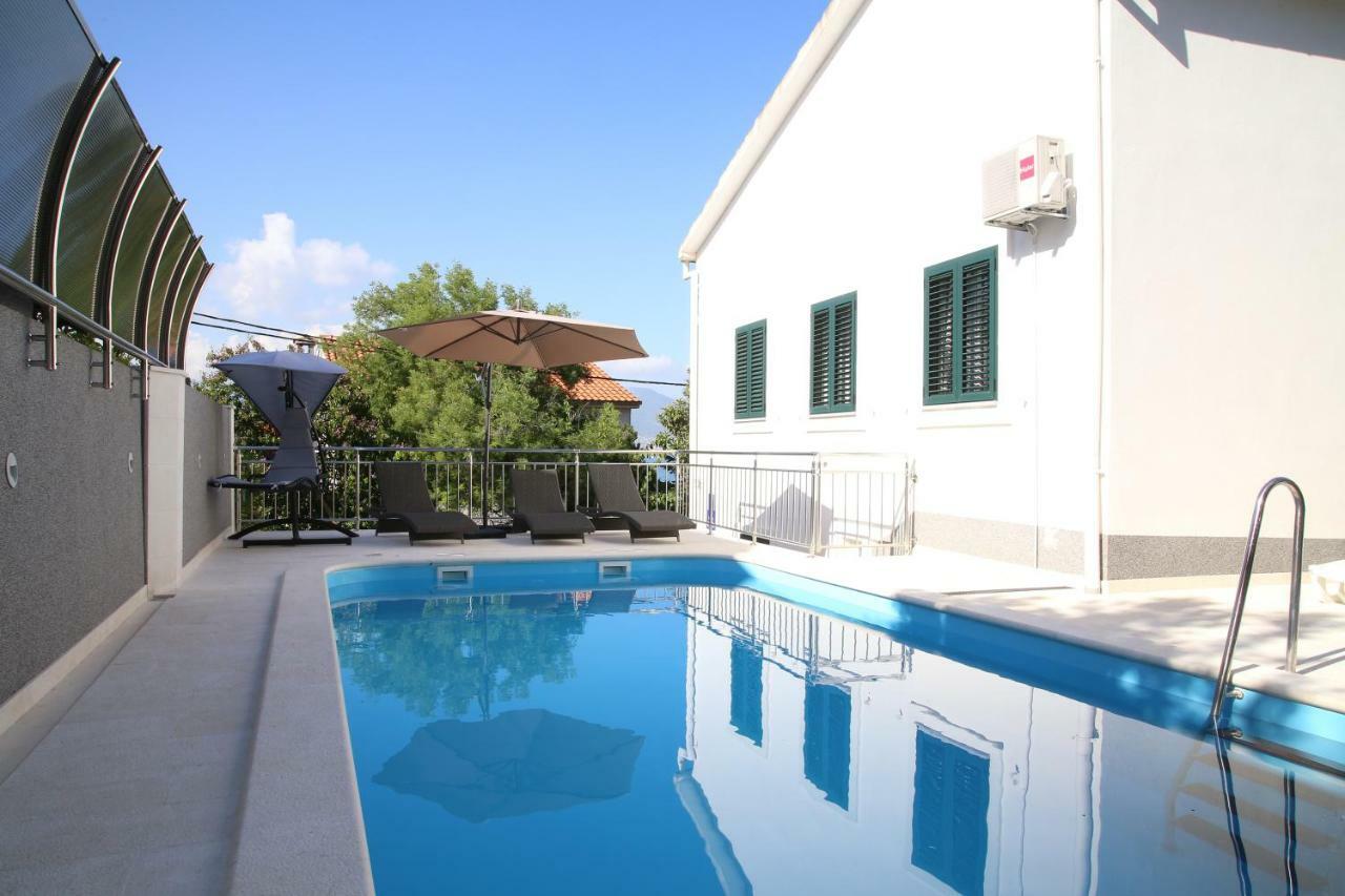 Holiday home Luxury House With Pool
